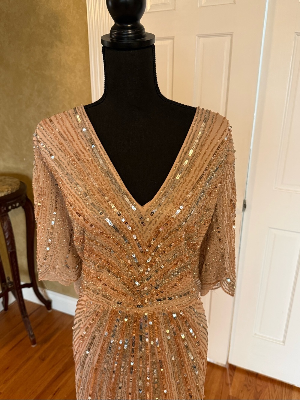 Mac Duggal Blush Sequin Maxi Dress with V-Neck and Cape Sleeves - Picture 5 of 7